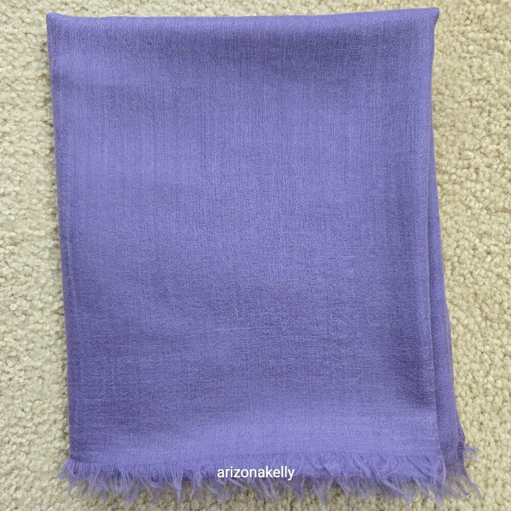 Ovcio Featherlight Lavender Cashmere Scarf - Picture 8 of 14